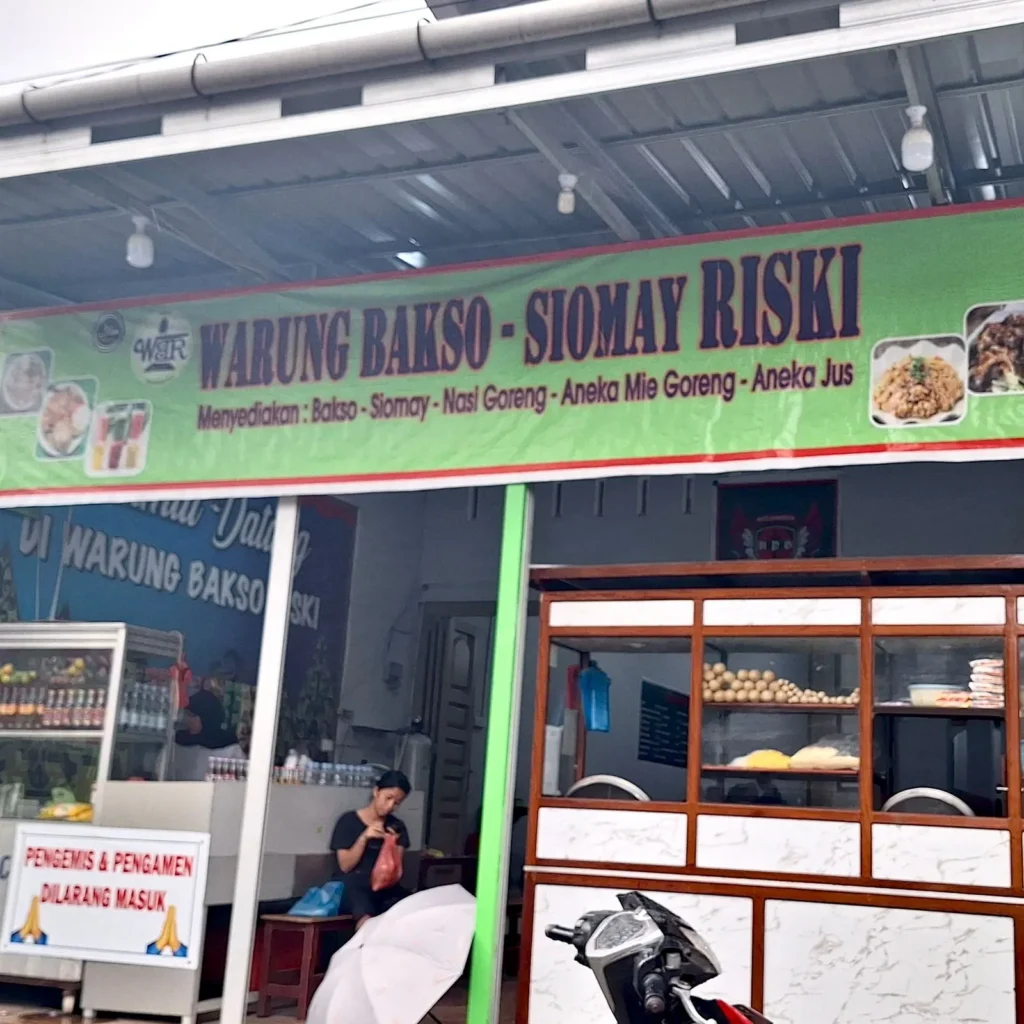 Sop Gurame Mbak Lili: Rahasia Rasa yang Bikin Warga Cilacap Rela Antre